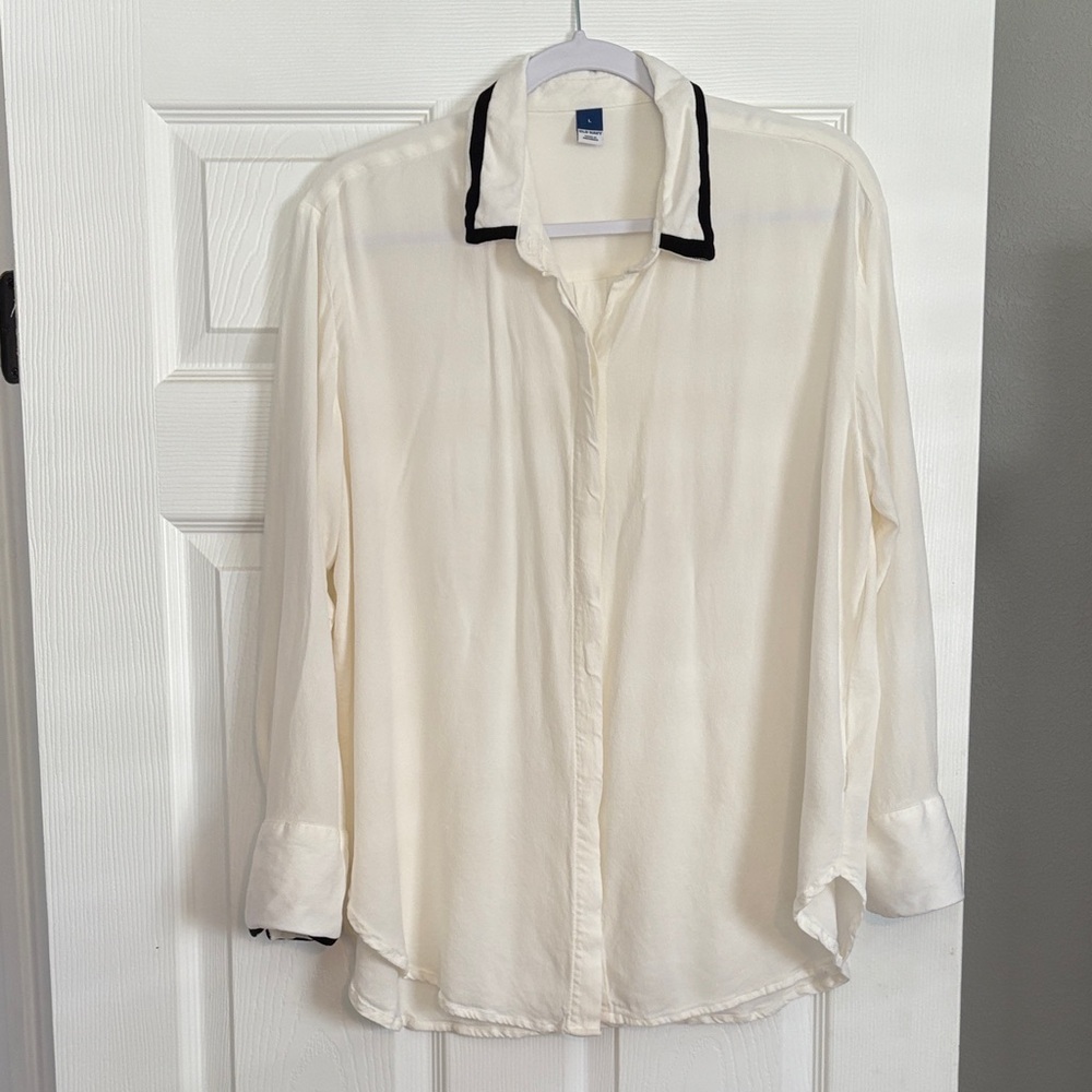 Old Navy Cream Blouse with Black Trim